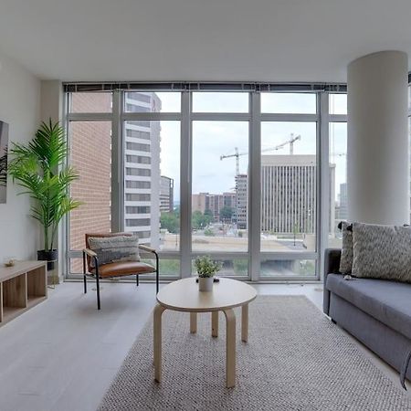Wonderful 2Br Apartment At Crystal City Арлингтън Екстериор снимка