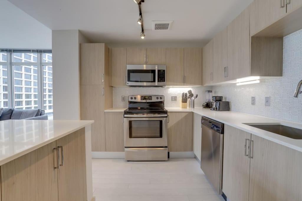 Wonderful 2Br Apartment At Crystal City Арлингтън Екстериор снимка