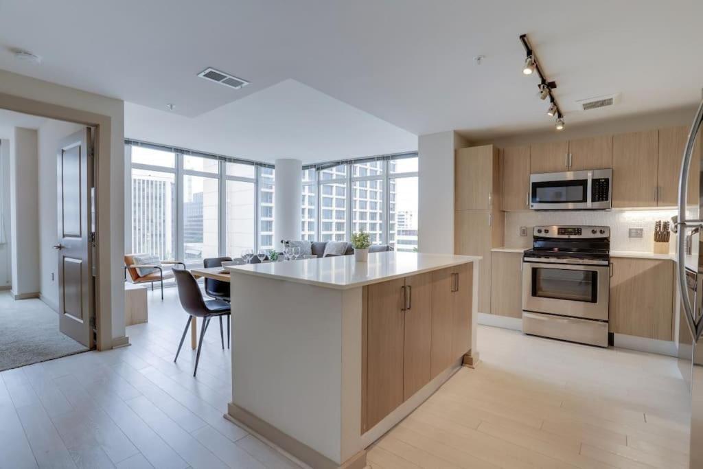 Wonderful 2Br Apartment At Crystal City Арлингтън Екстериор снимка