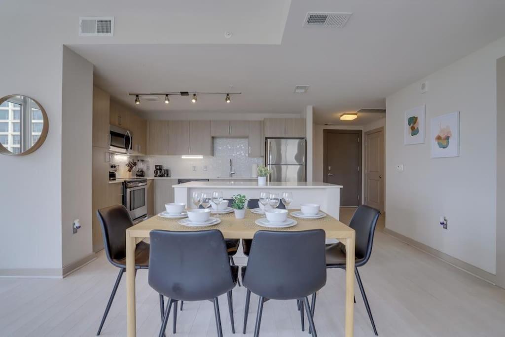 Wonderful 2Br Apartment At Crystal City Арлингтън Екстериор снимка