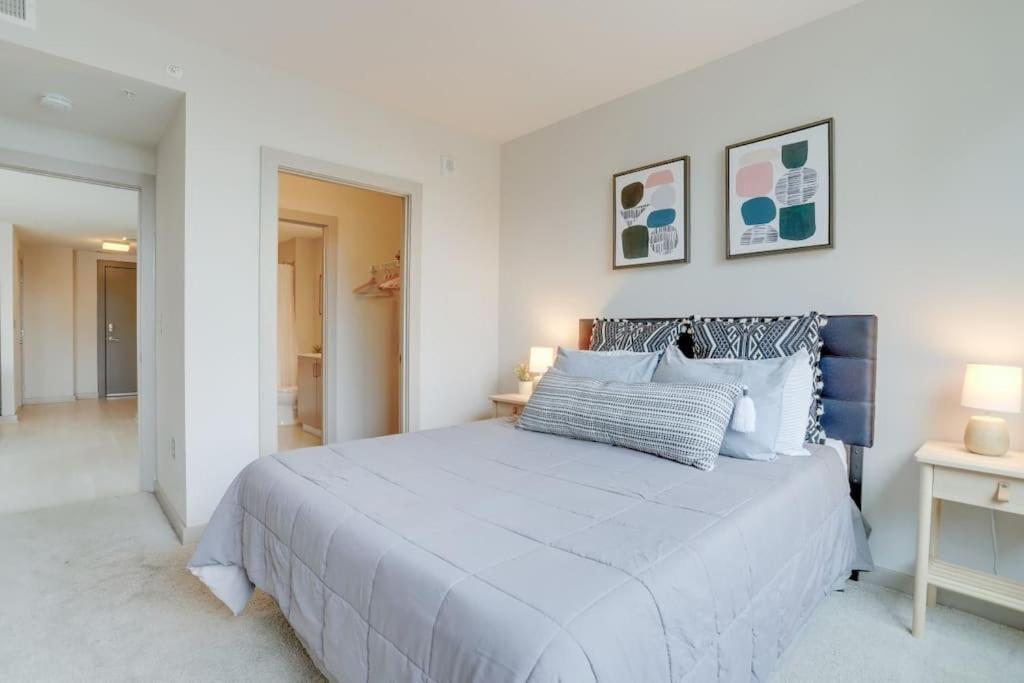 Wonderful 2Br Apartment At Crystal City Арлингтън Екстериор снимка